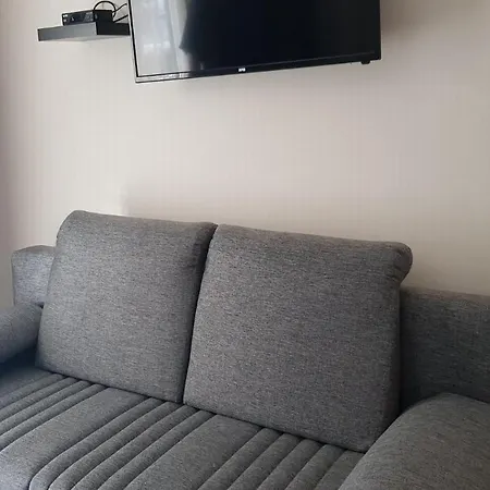 Up To 8 Person Néa Péramos